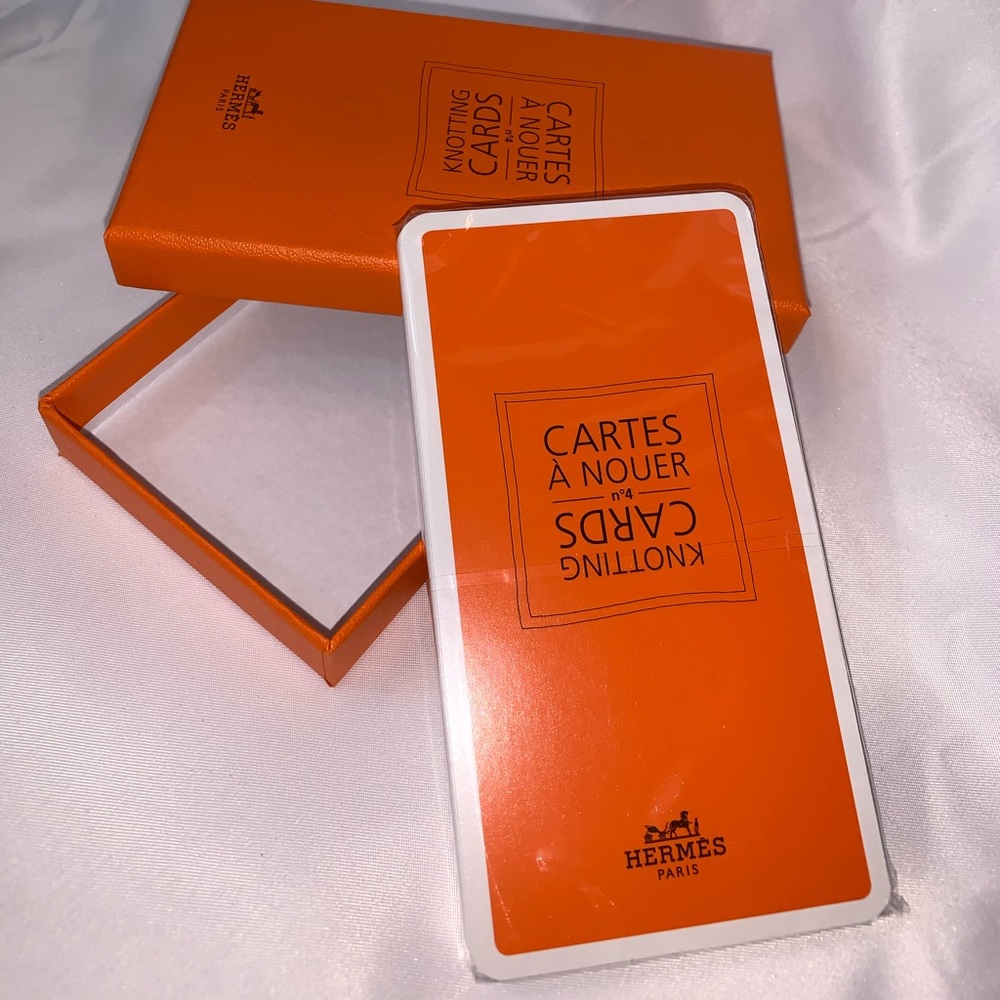 Hermès Scarf Knotting Cards